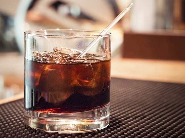 Black Russian - Black Russian ricetta Cocktail | MixolopediA