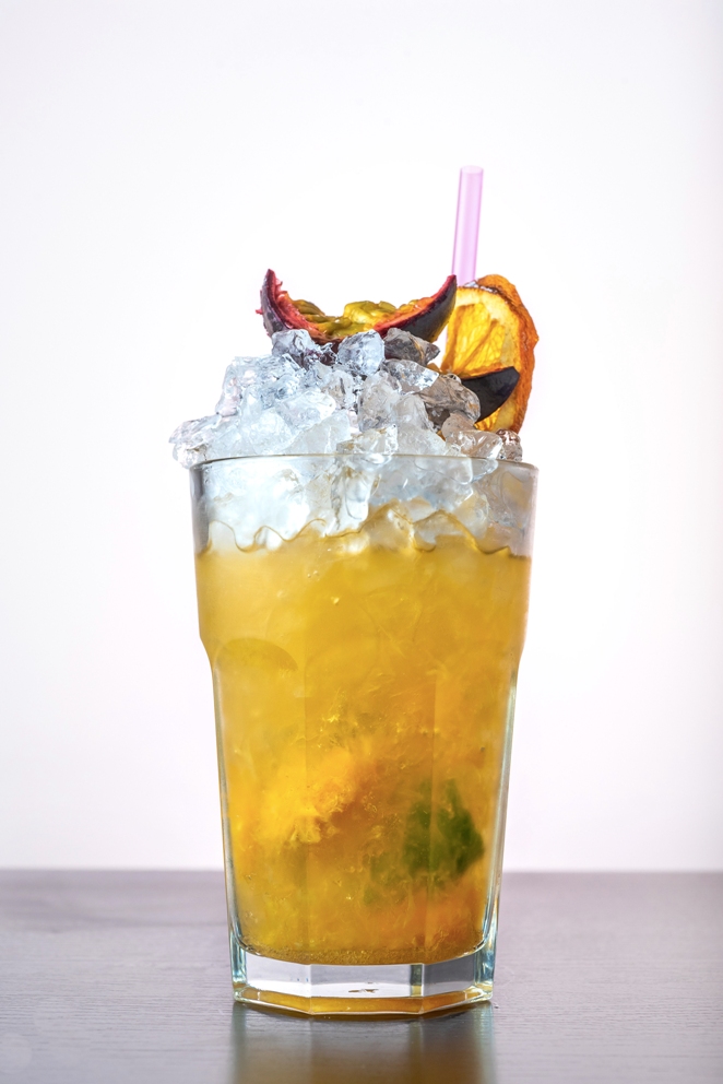 Rum Cooler - Rum Cooler ricetta Cocktail | MixolopediA