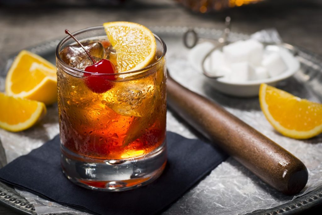 Old Fashioned ricetta Cocktail | MixolopediA